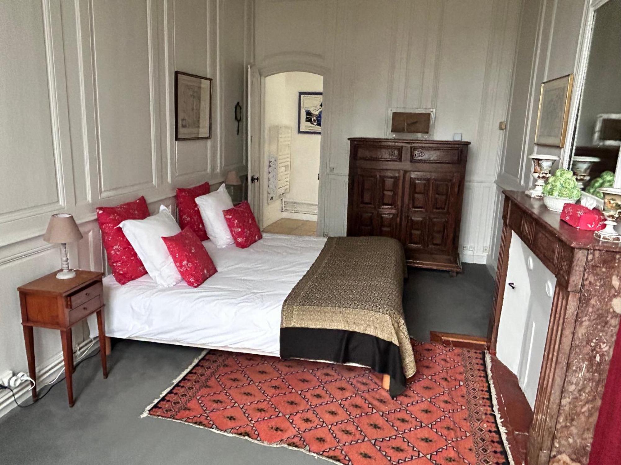 Ferienwohnung Demeure Jousset des Berries Le Mans Exterior foto